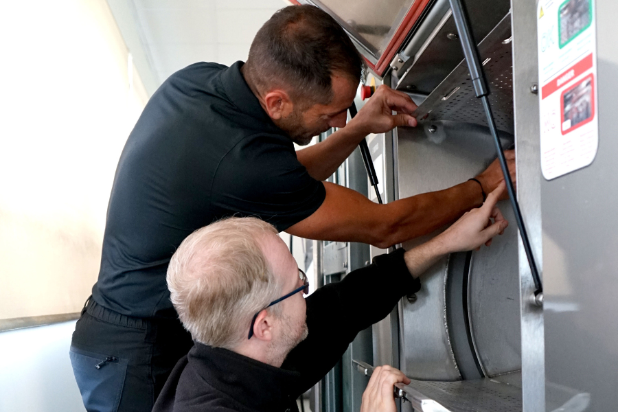 commercial-washing-machine-maintenance